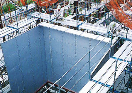 組み立て中の工アーウォッシャー（1）