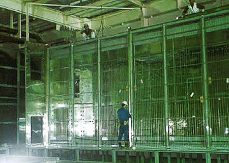 組み立て中の工アーウォッシャー（2）